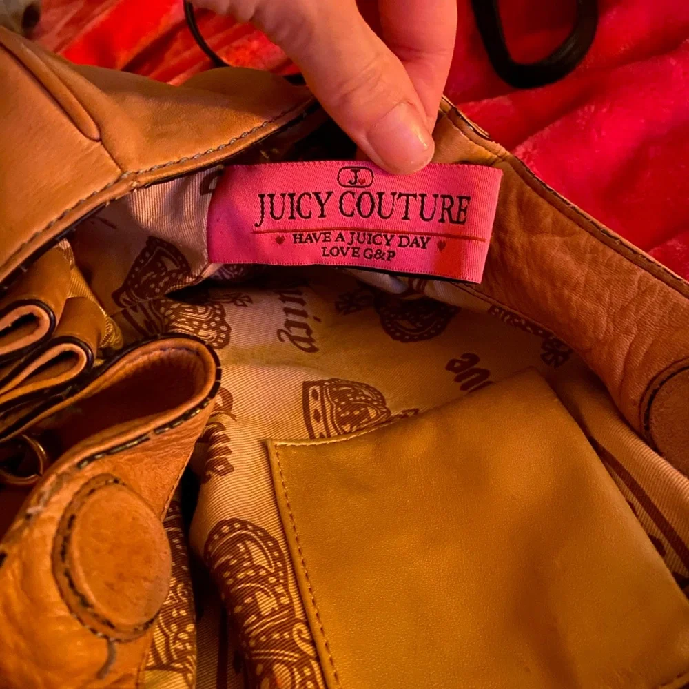 Juicy Couture Tan Leather Shoulder Bag with Gold-Tone Logo - Picture 10 of 13